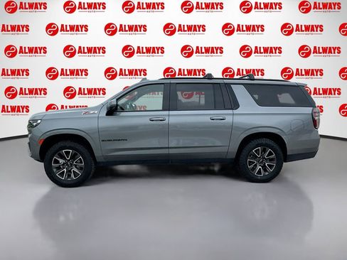 Used 2022 Chevrolet Suburban Z71 w/ Z71 Off-Road Package AWD/4WD image 10