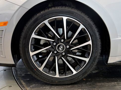 Used 2020 Hyundai Sonata SEL Plus w/ Tech Package image 10