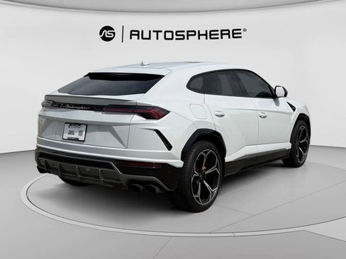 Used 2019 Lamborghini Urus AWD/4WD image 8