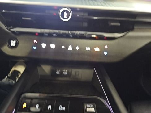 Certified 2025 Nissan Murano Platinum w/ Cargo Package AWD/4WD image 22