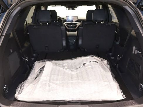 New 2026 Ford Explorer ST-Line w/ ST-Line Street Pack AWD/4WD image 33