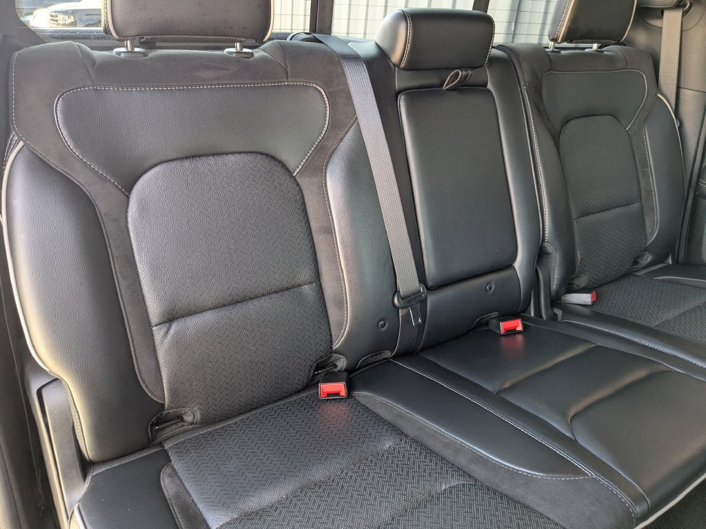 Used 2023 RAM 1500 Laramie AWD/4WD image 33