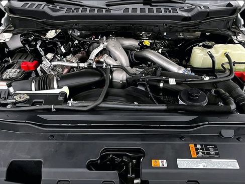 Used 2024 Ford F250 Lariat AWD/4WD image 5