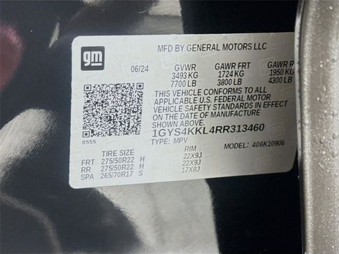 Used 2024 Cadillac Escalade ESV Premium Luxury image 33