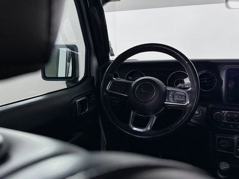 Used 2021 Jeep Wrangler Unlimited Sahara AWD/4WD image 11