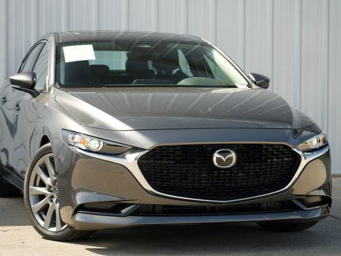 Used 2025 MAZDA MAZDA3 s image 2