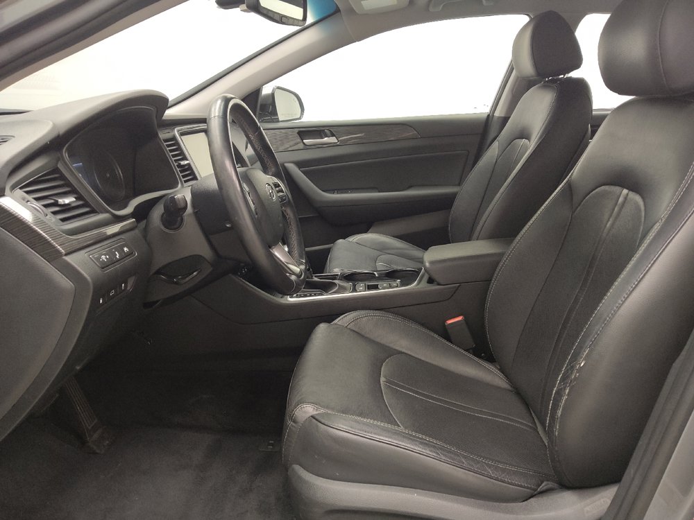 Used 2018 Hyundai Sonata Limited w/ Limited Ultimate Package 03 FWD image 17