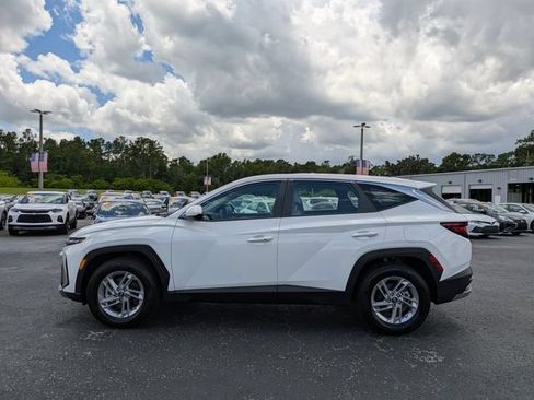 Used 2025 Hyundai Tucson SE FWD image 6
