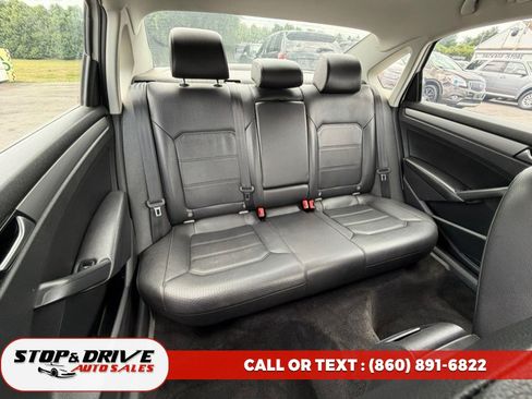 Used 2015 Volkswagen Passat 1.8T Wolfsburg Edition FWD image 15
