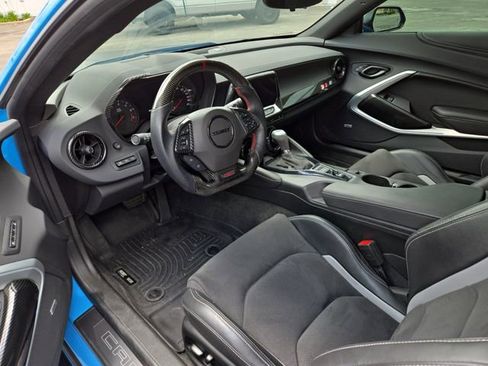 Used 2022 Chevrolet Camaro SS RWD image 4