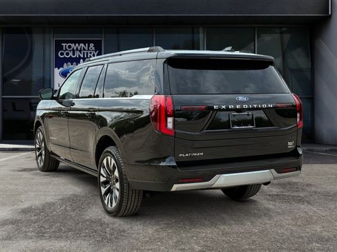 Used 2025 Ford Expedition Max Platinum w/ Driver's Package AWD/4WD image 5