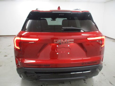 New 2026 GMC Terrain Elevation w/ Elevation Premium Package AWD/4WD image 7