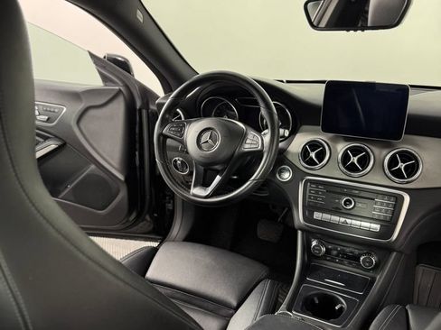 Used 2018 Mercedes-Benz CLA 250 4MATIC w/ Premium Package image 26