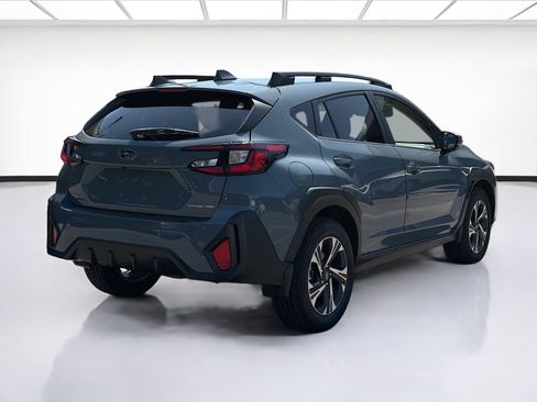 Used 2024 Subaru Crosstrek 2.0i Premium AWD/4WD image 4