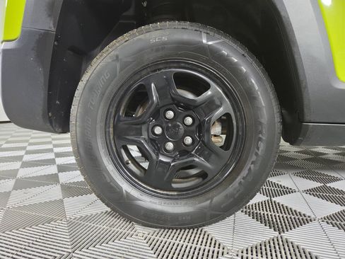 Used 2018 Jeep Renegade Sport w/ Power & Air Group AWD/4WD image 10