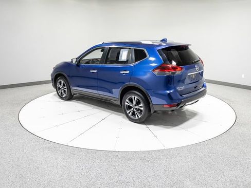 Used 2020 Nissan Rogue SV w/ Premium Package AWD/4WD image 34