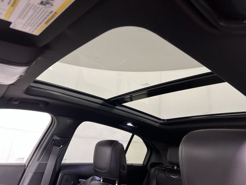 Used 2019 Cadillac XT4 Sport AWD/4WD image 24