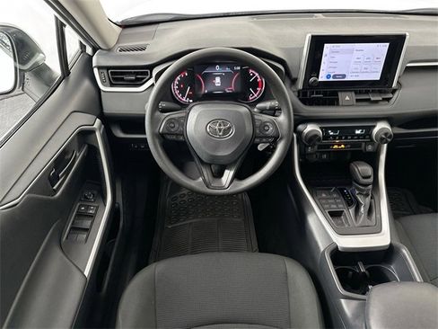 Used 2025 Toyota RAV4 LE image 12