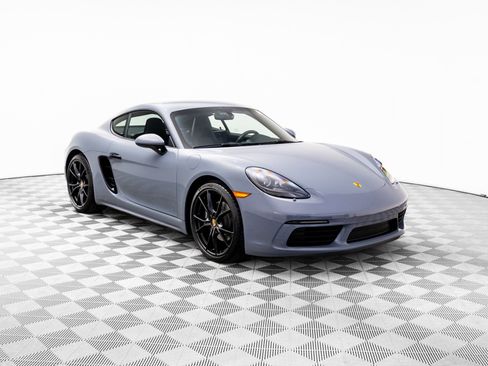 Certified 2024 Porsche 718 Cayman image 6