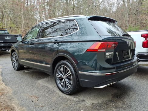Used 2018 Volkswagen Tiguan SEL image 3
