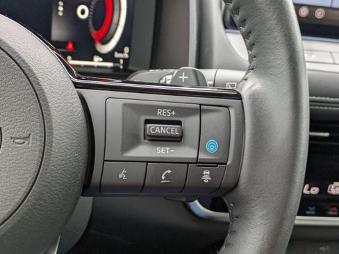 Certified 2024 Nissan Rogue Platinum w/ Platinum Premium Package image 29