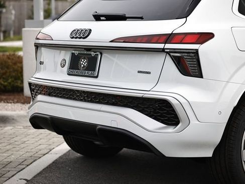 New 2026 Audi Q3 quattro 2.0T image 9