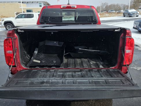 Used 2019 Chevrolet Colorado Z71 image 15