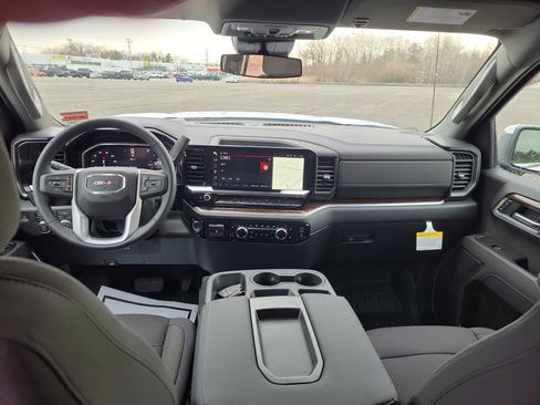 New 2026 GMC Sierra 1500 SLE w/ X31 Off-Road Package AWD/4WD image 3