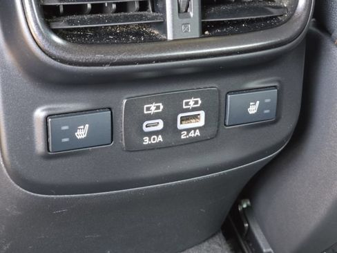 Used 2024 Subaru Outback Wilderness AWD/4WD image 12
