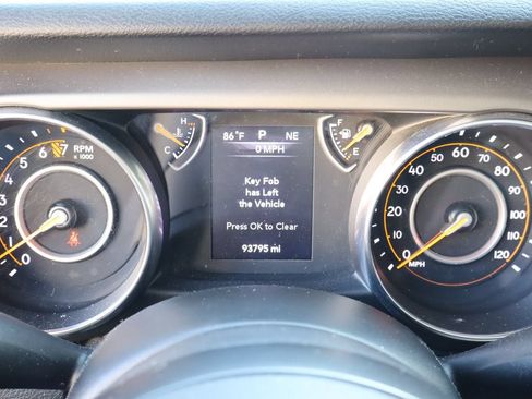 Used 2018 Jeep Wrangler Unlimited Sport S AWD/4WD image 8