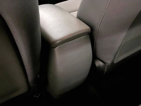 Used 2018 Kia Forte LX image 10