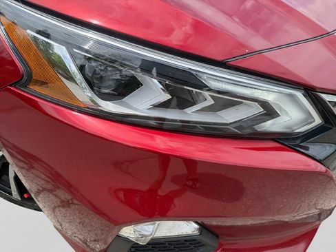Used 2019 Nissan Altima 2.5 SR FWD image 22