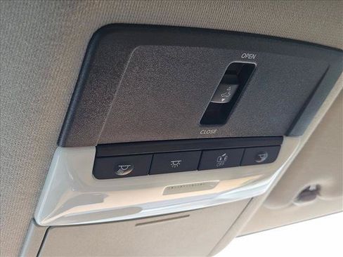 Used 2023 Nissan Sentra SV w/ SV Premium Package FWD image 15