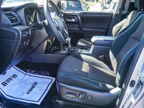 Used 2020 Toyota 4Runner TRD Off-Road image 17