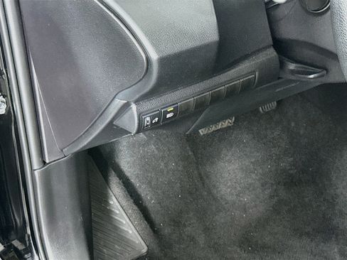 Used 2026 Toyota Corolla LE FWD image 17