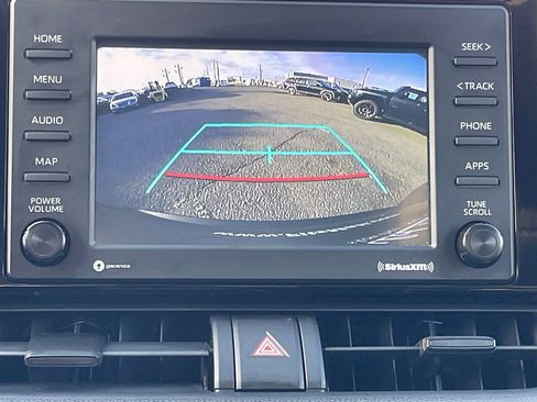 Used 2021 Toyota RAV4 XLE w/ Convenience Package image 11