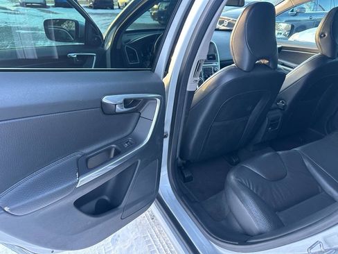 Used 2014 Volvo XC60 T6 image 11