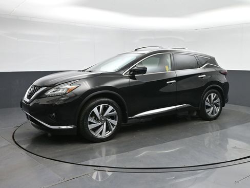 Used 2019 Nissan Murano SL w/ Cargo Package FWD image 3