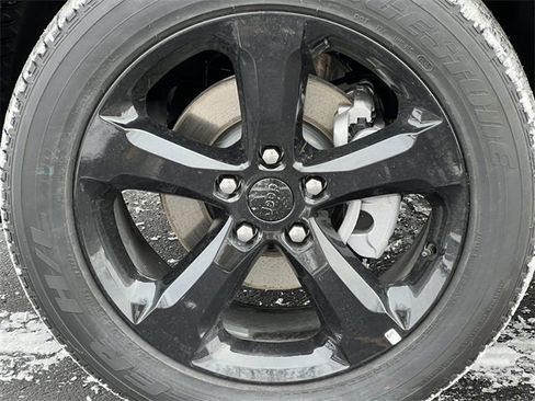 New 2025 Jeep Grand Cherokee Altitude image 7