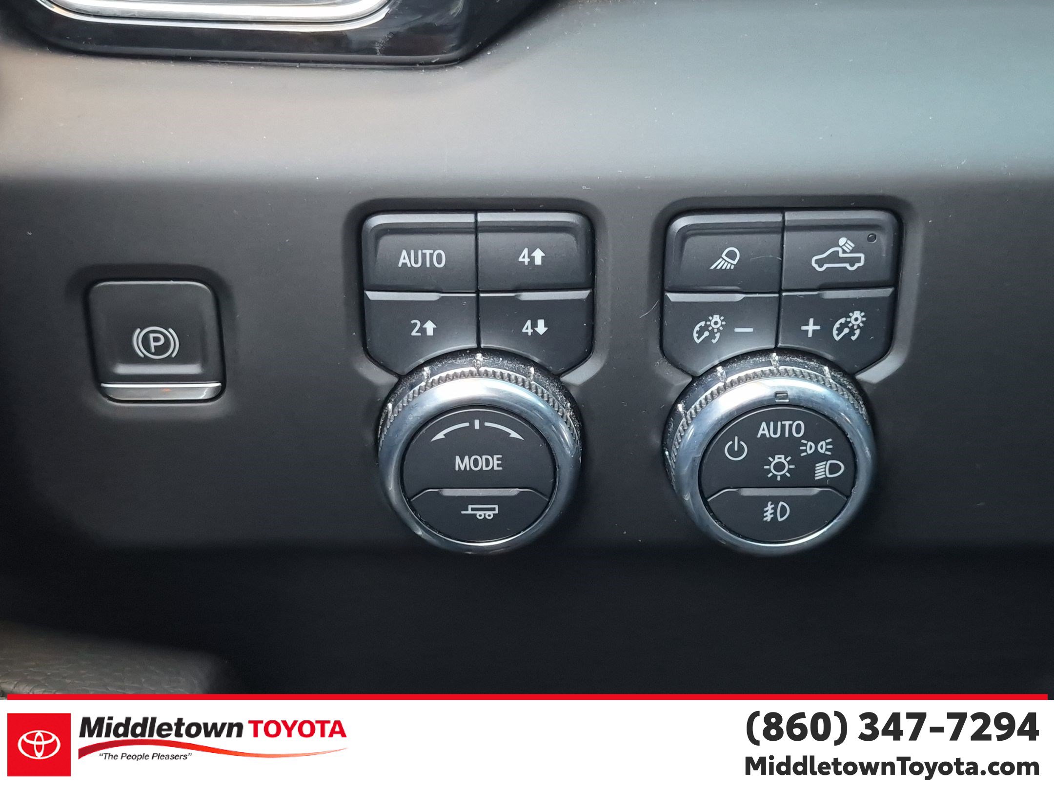 Used 2022 GMC Sierra 1500 Denali AWD/4WD image 18