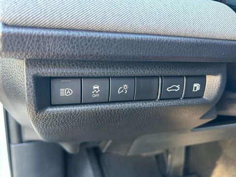 Certified 2025 Toyota Camry LE image 17