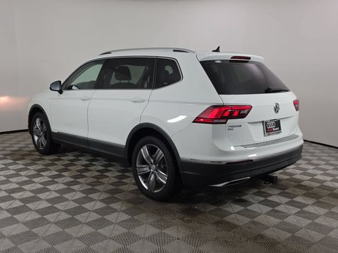 Used 2021 Volkswagen Tiguan SEL FWD image 5