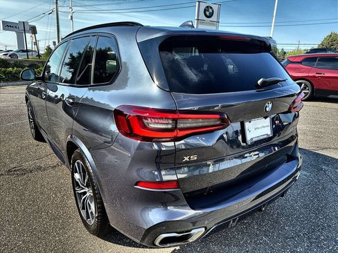 Used 2022 BMW X5 M50i AWD/4WD image 12