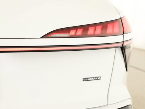 New 2026 Audi Q3 quattro 2.0T AWD/4WD image 33