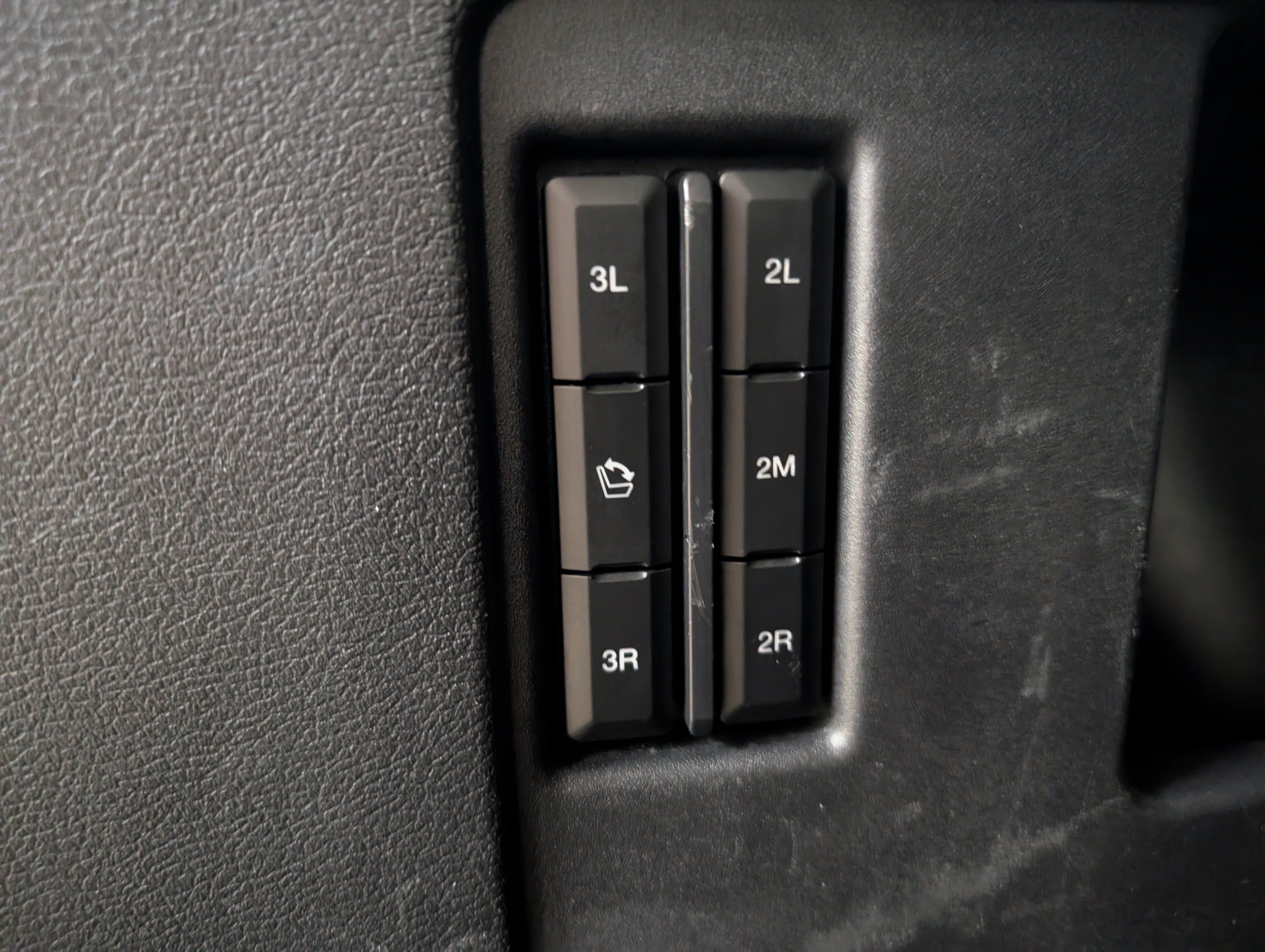Used 2024 Ford Expedition Max XLT AWD/4WD image 27