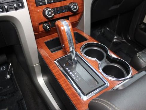 Used 2010 Ford F150 Lariat image 18