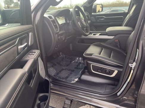 New 2026 RAM 1500 Laramie w/ Advanced Safety Group II AWD/4WD image 7
