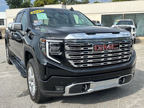 Used 2022 GMC Sierra 1500 Denali AWD/4WD image 1