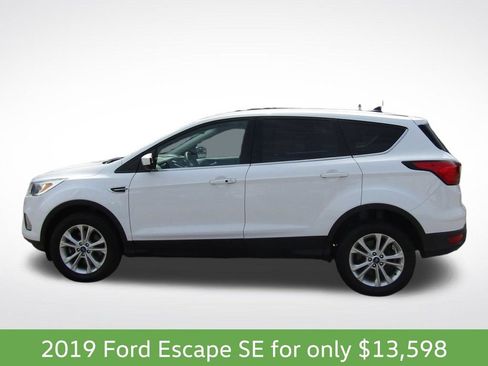Used 2019 Ford Escape SE AWD/4WD image 3