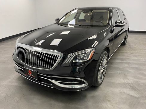 Used 2018 Mercedes-Benz Maybach S 560 4MATIC image 2